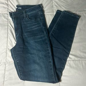 Women’s insulated skinny dark wash jean